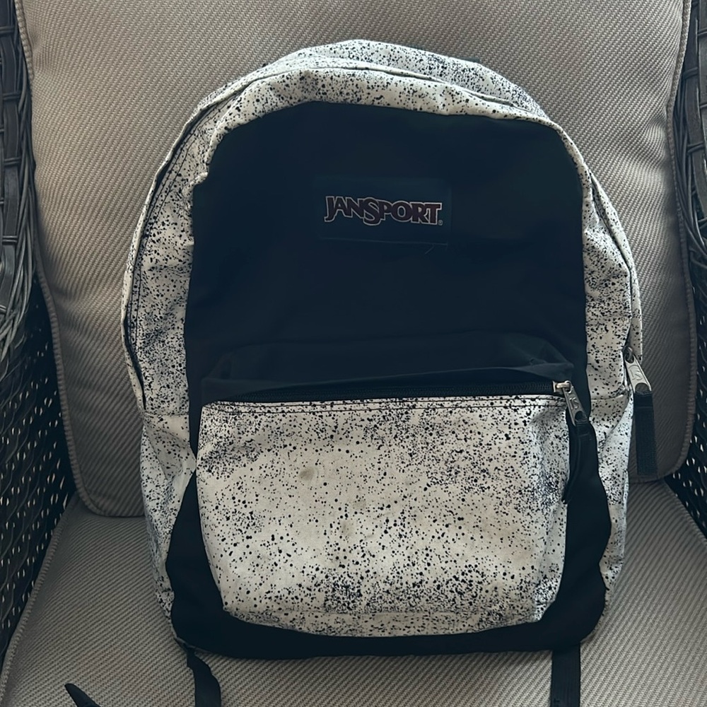 Jansport backpack. In good condition.
